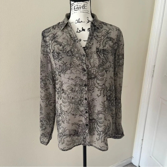The Limited Womens Size M Floral Lace Pattern Button Front Blouse Sheer - Picture 1 of 6